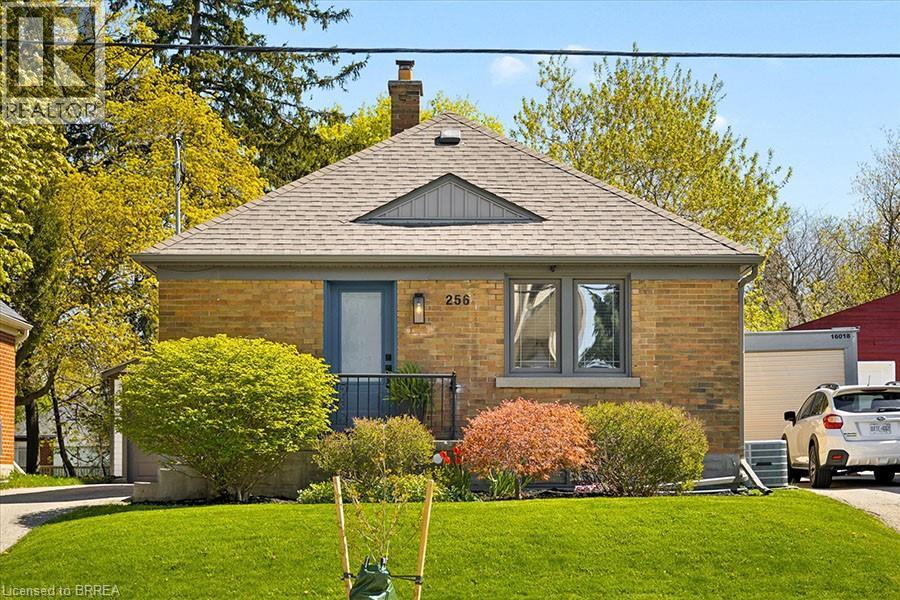256 BOWMAN Street - 1