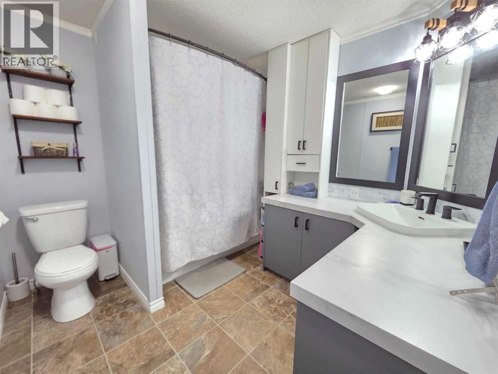 9702 104 Avenue - 25
