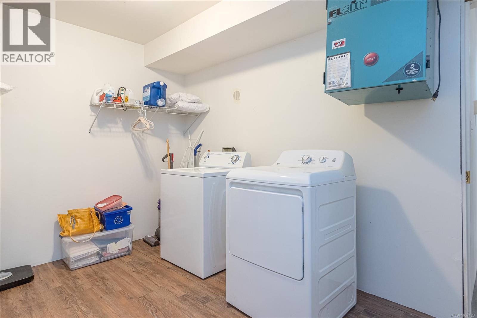8144 Arthur St - 22