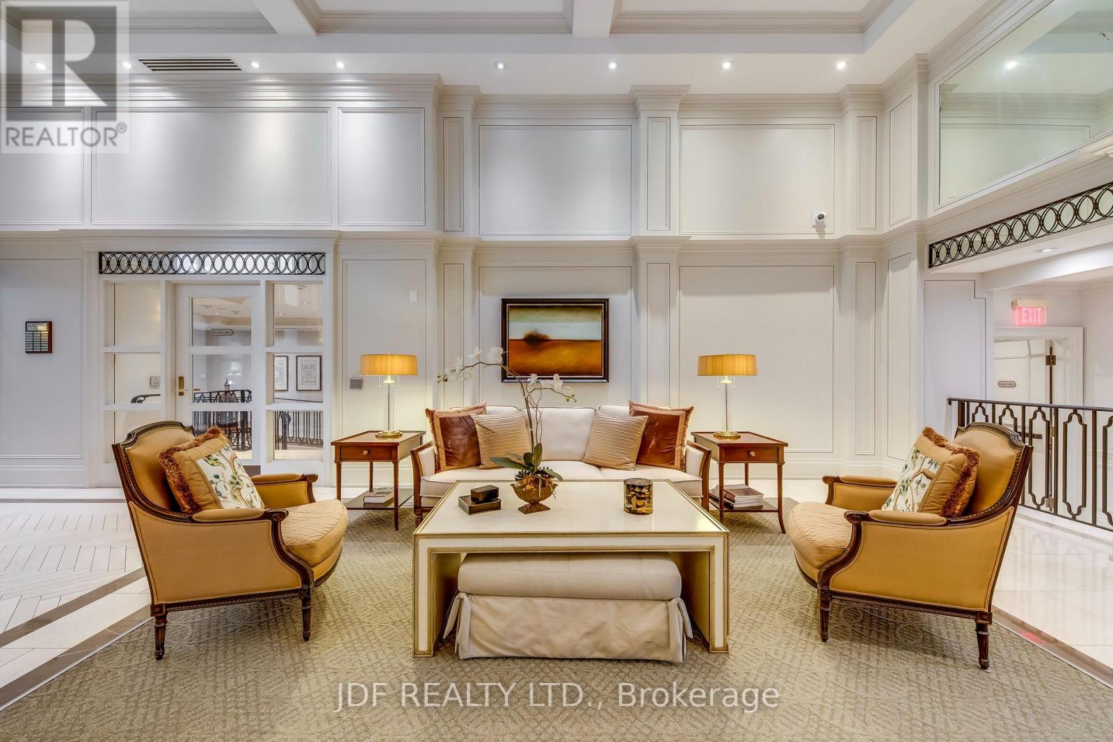#402 111 FORSYTHE STREET - 19