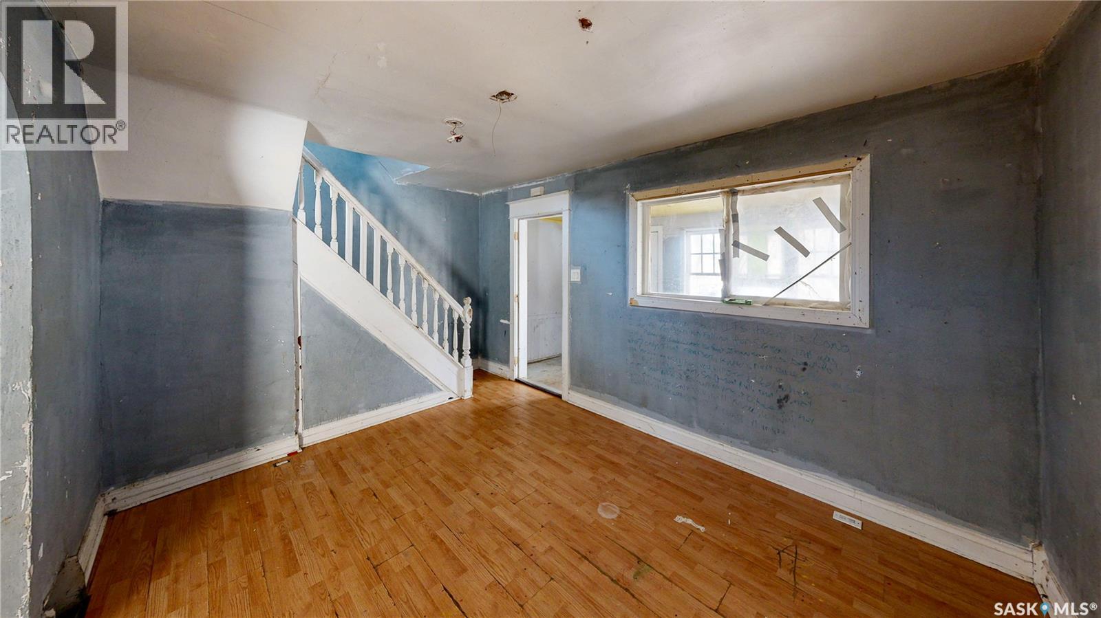 1943 Montreal STREET - 5