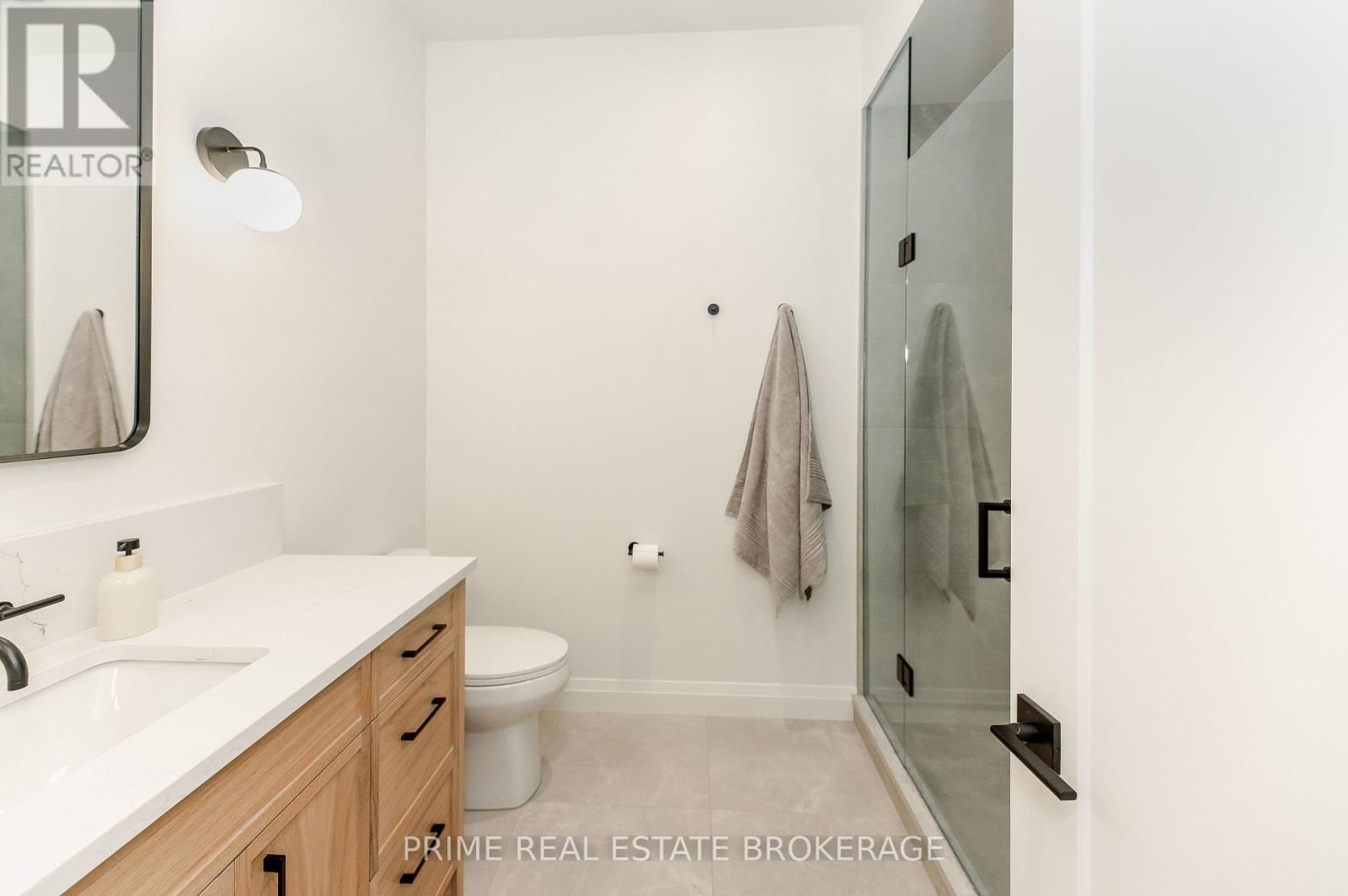 9 BLACK WALNUT DRIVE - 40