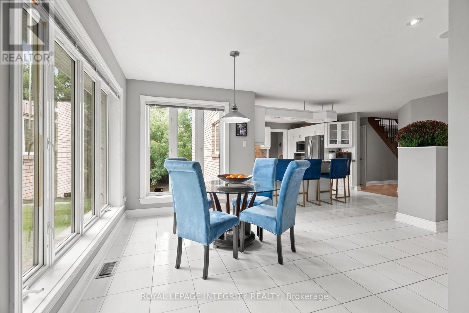 6 MARCHBROOK CIRCLE - 27