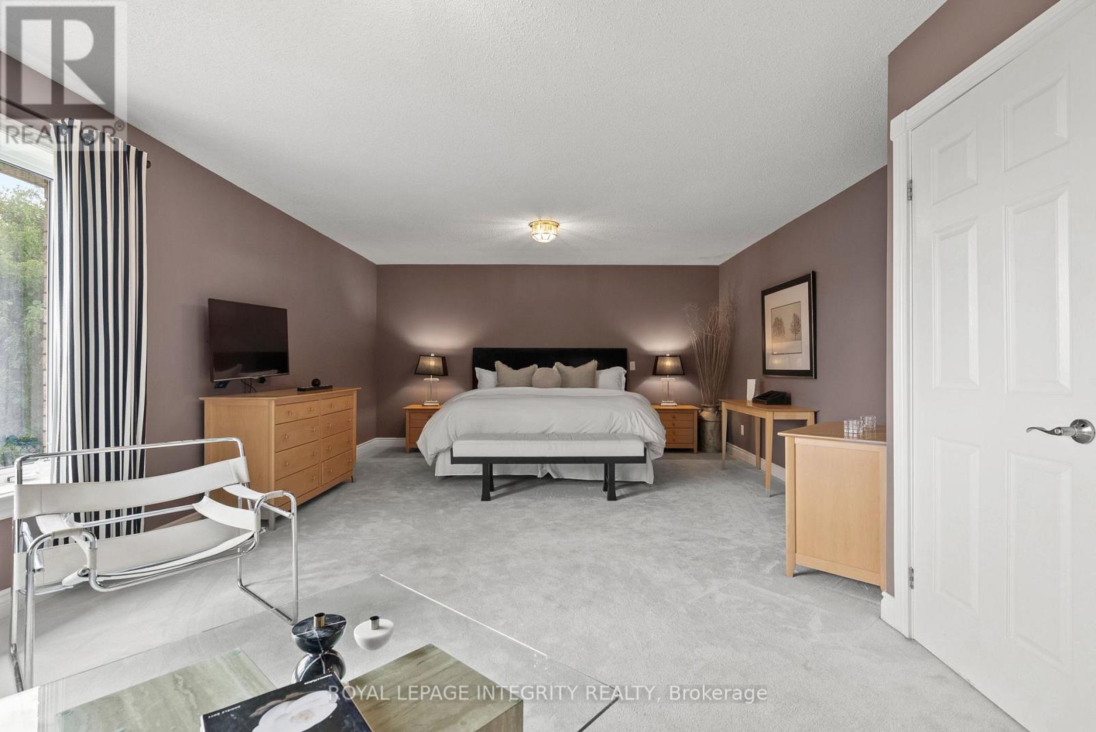 6 MARCHBROOK CIRCLE - 34