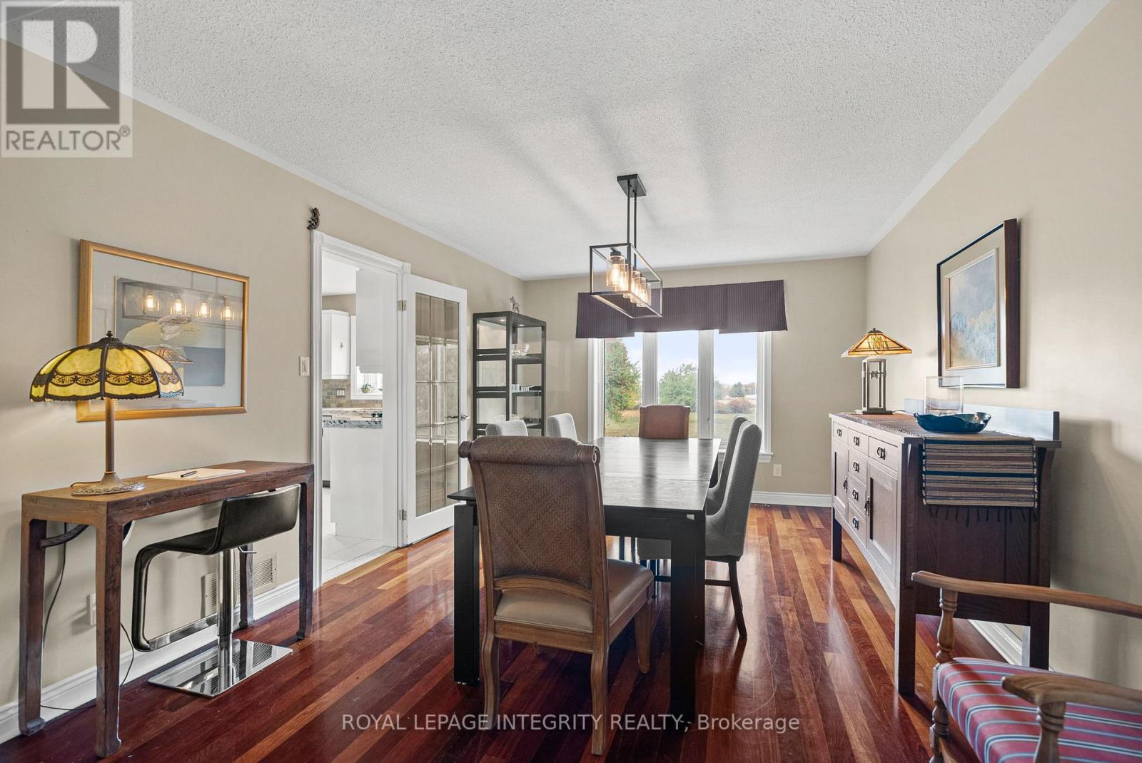6 MARCHBROOK CIRCLE - 30