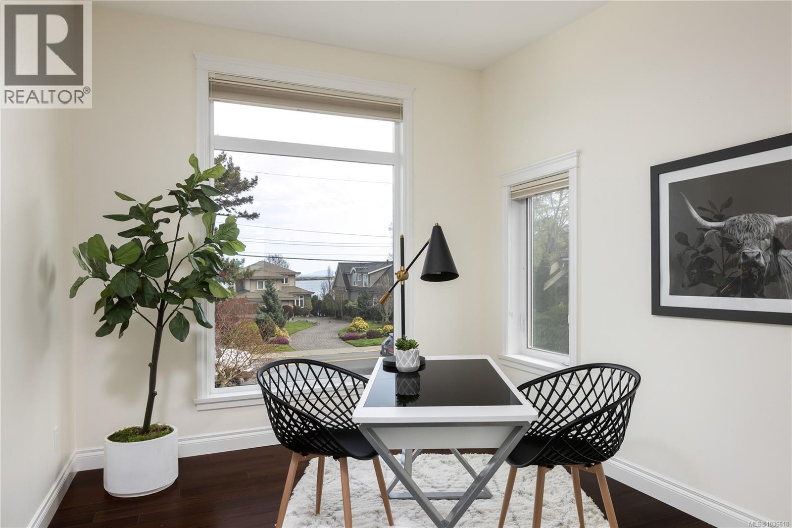  376 King George Terrace, Oak Bay