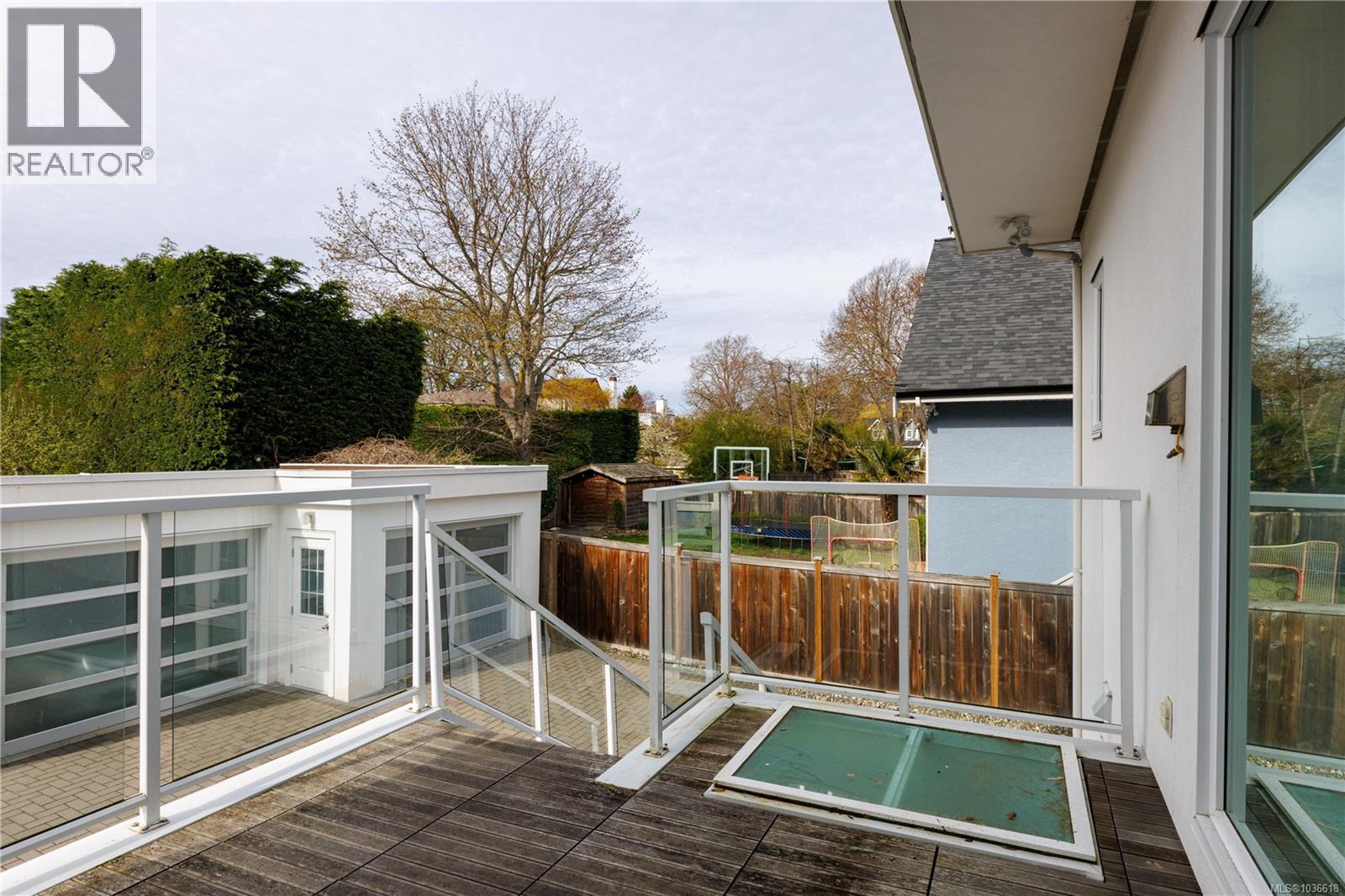  376 King George Terrace, Oak Bay