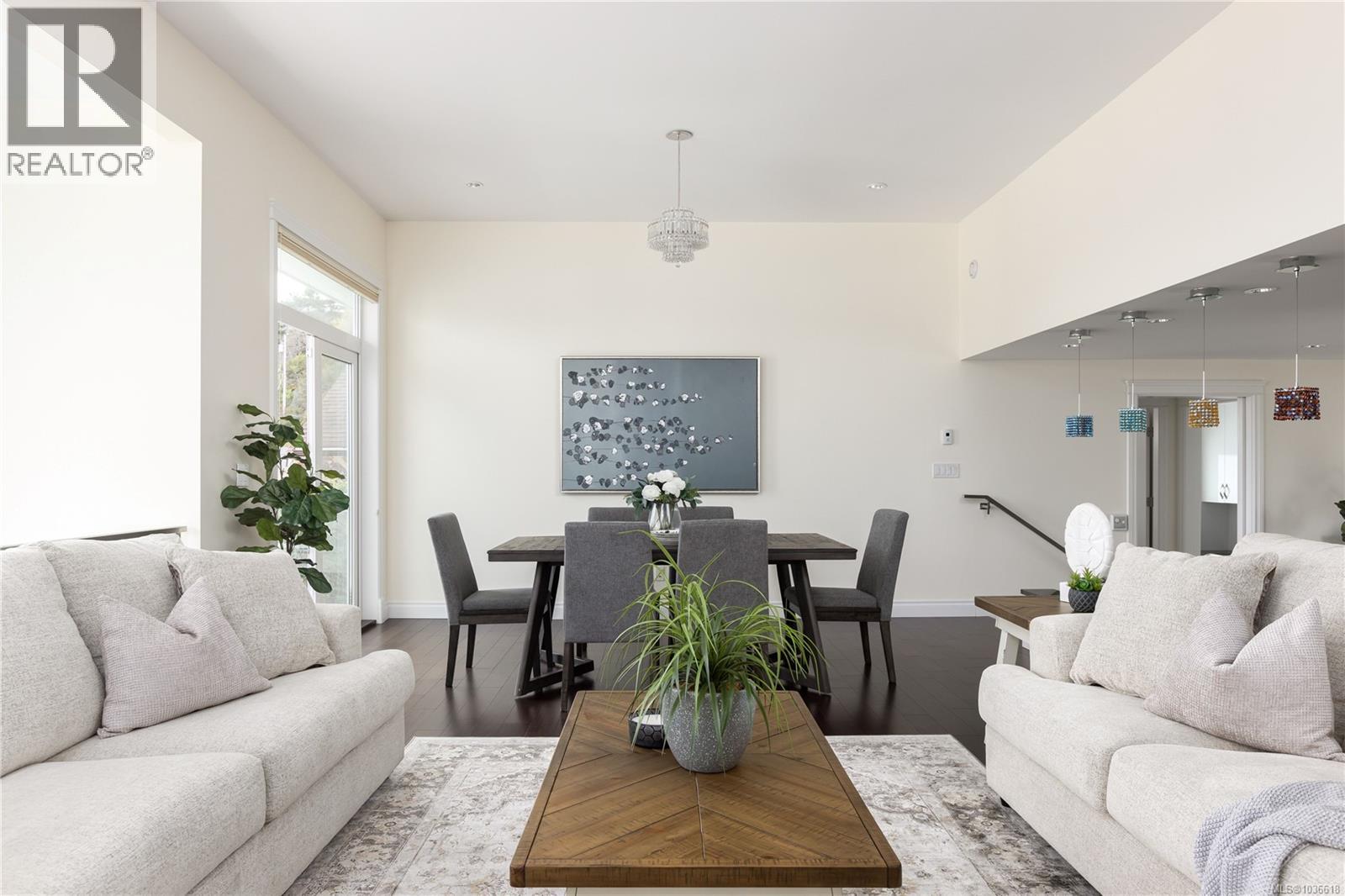  376 King George Terrace, Oak Bay