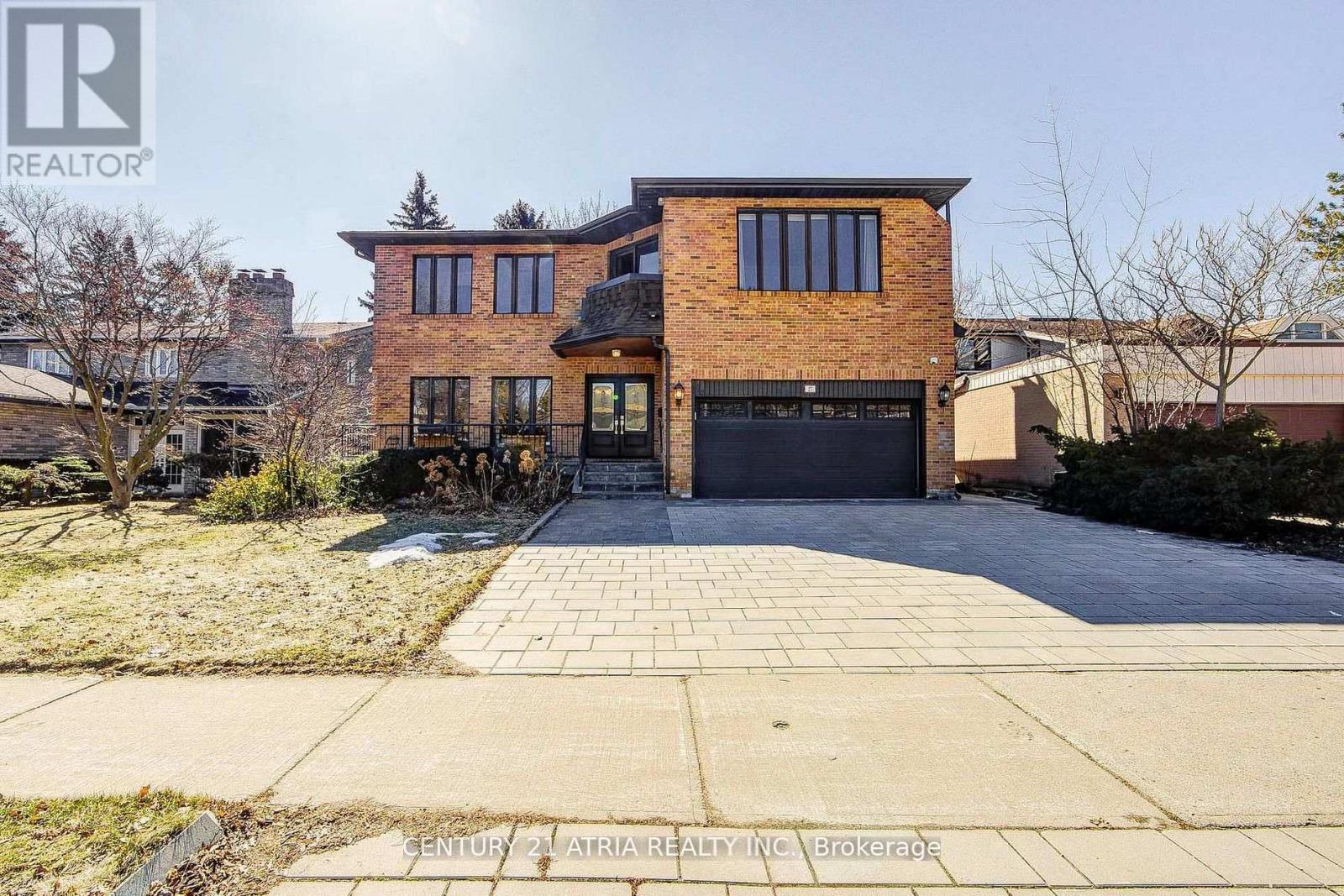 27 DENLOW BOULEVARD - Image 2