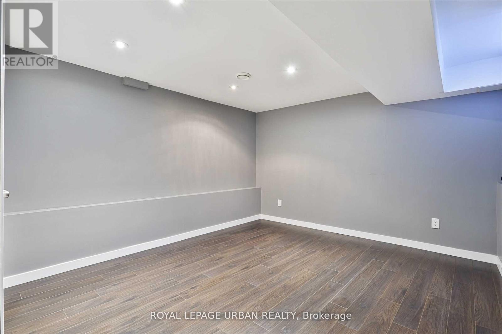 323 ONTARIO STREET - 24