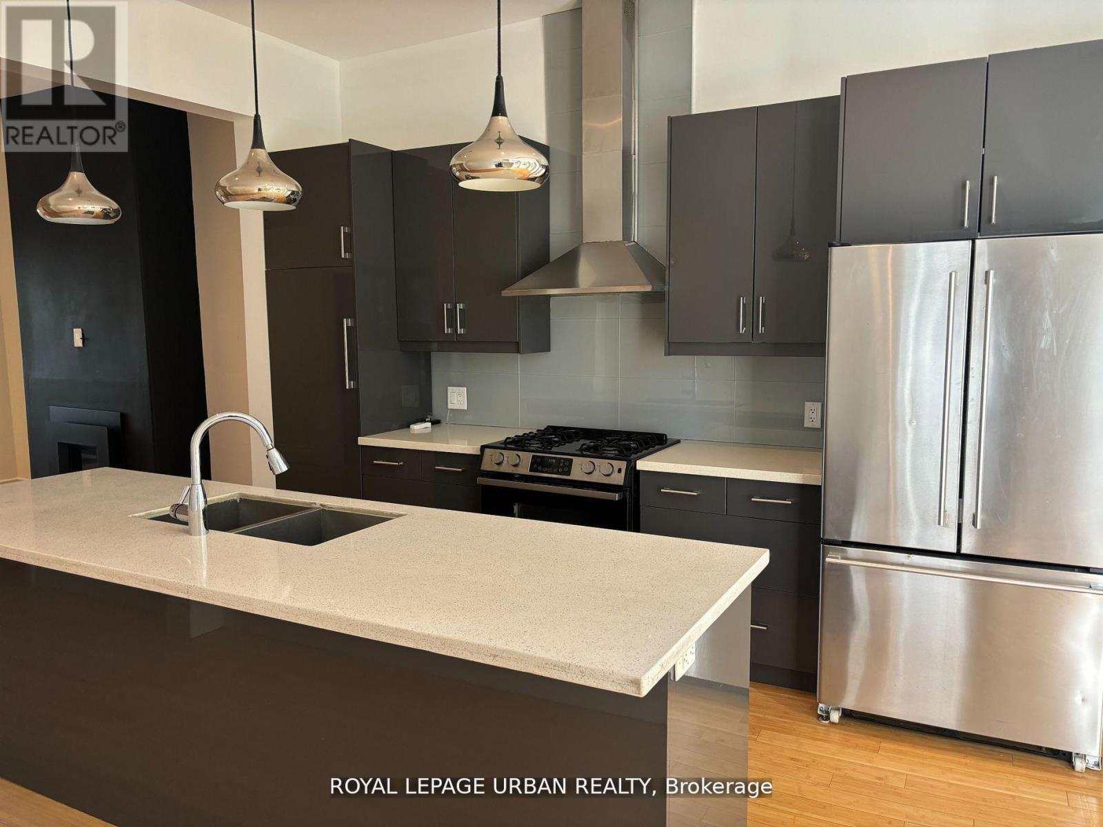 323 ONTARIO STREET - 5