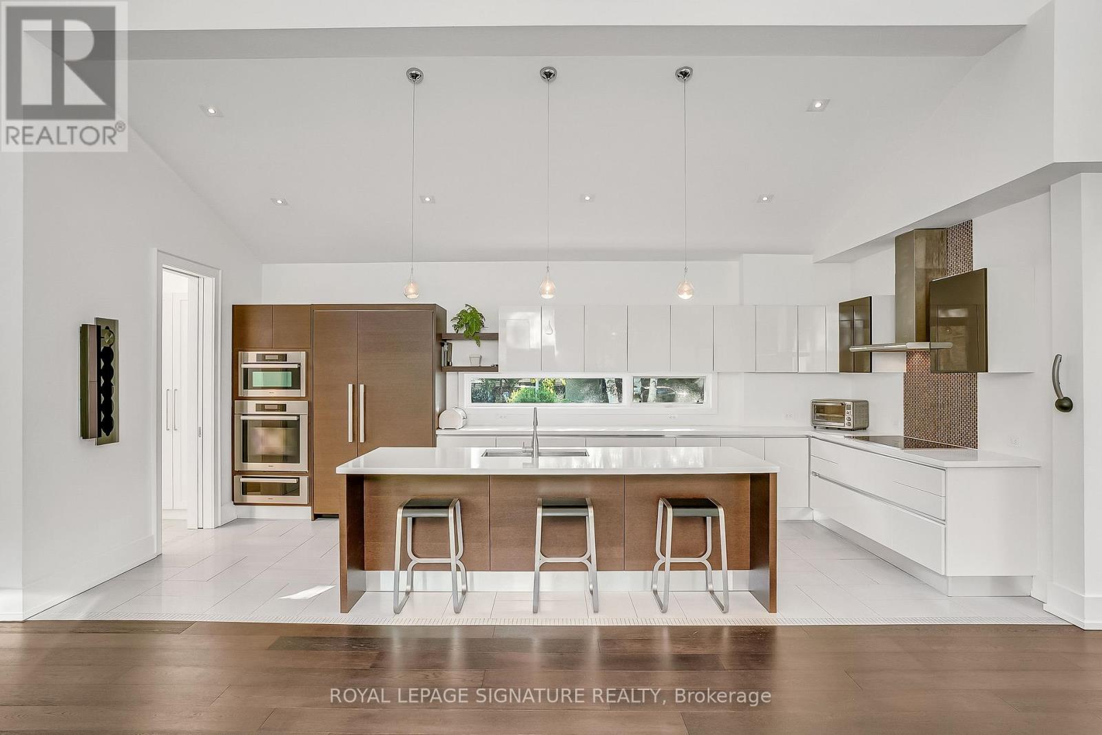 11 SANDPIPER COURT - 13
