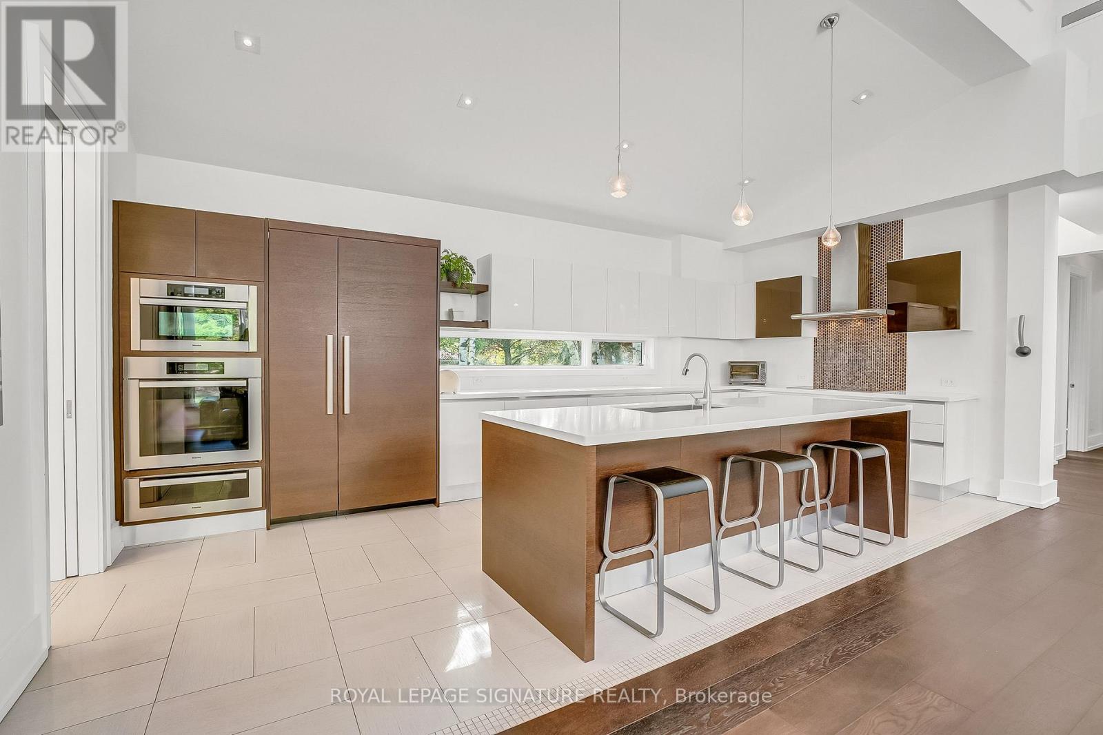 11 SANDPIPER COURT - 15