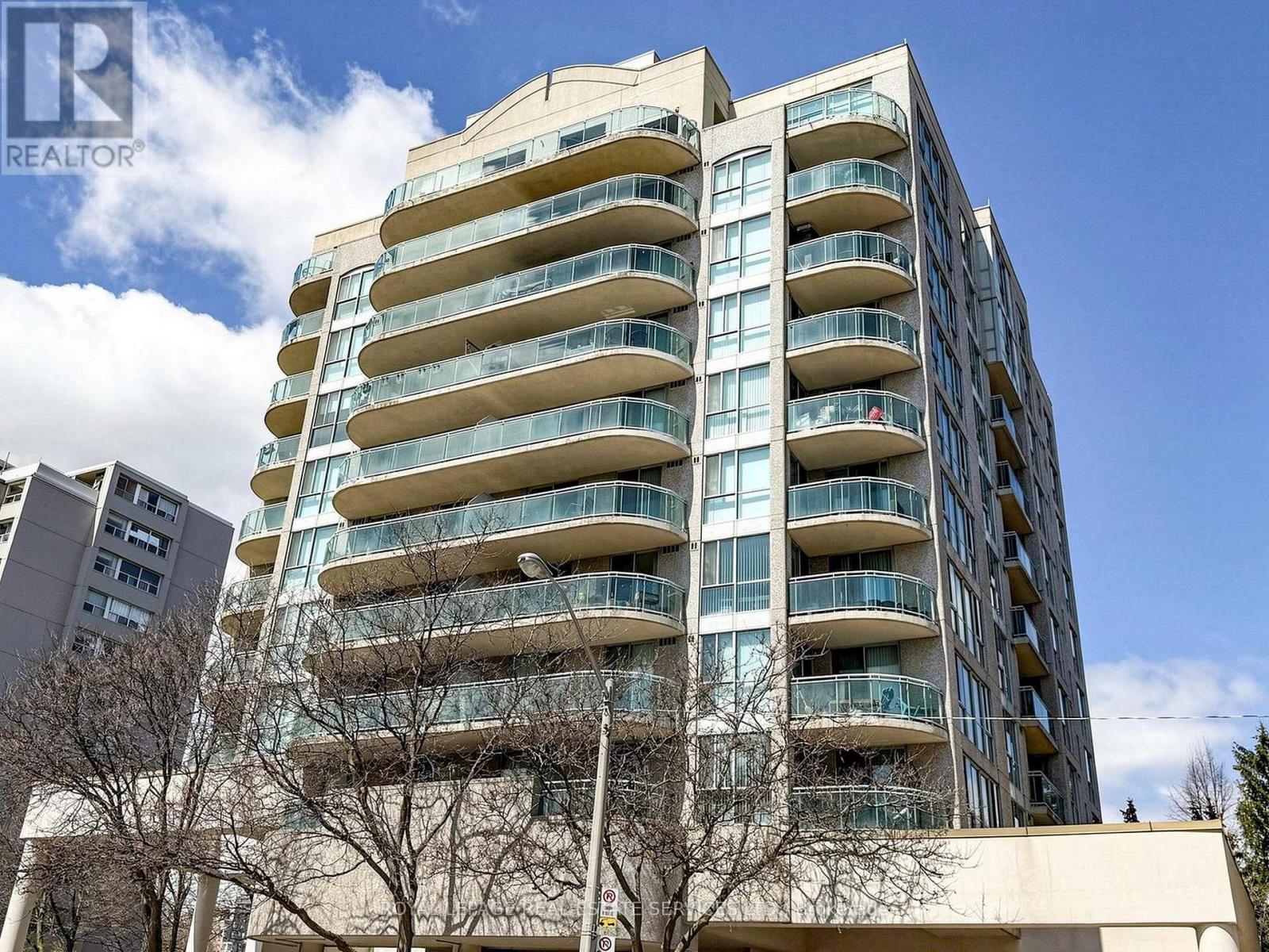 #203 398 EGLINTON AVENUE - 3