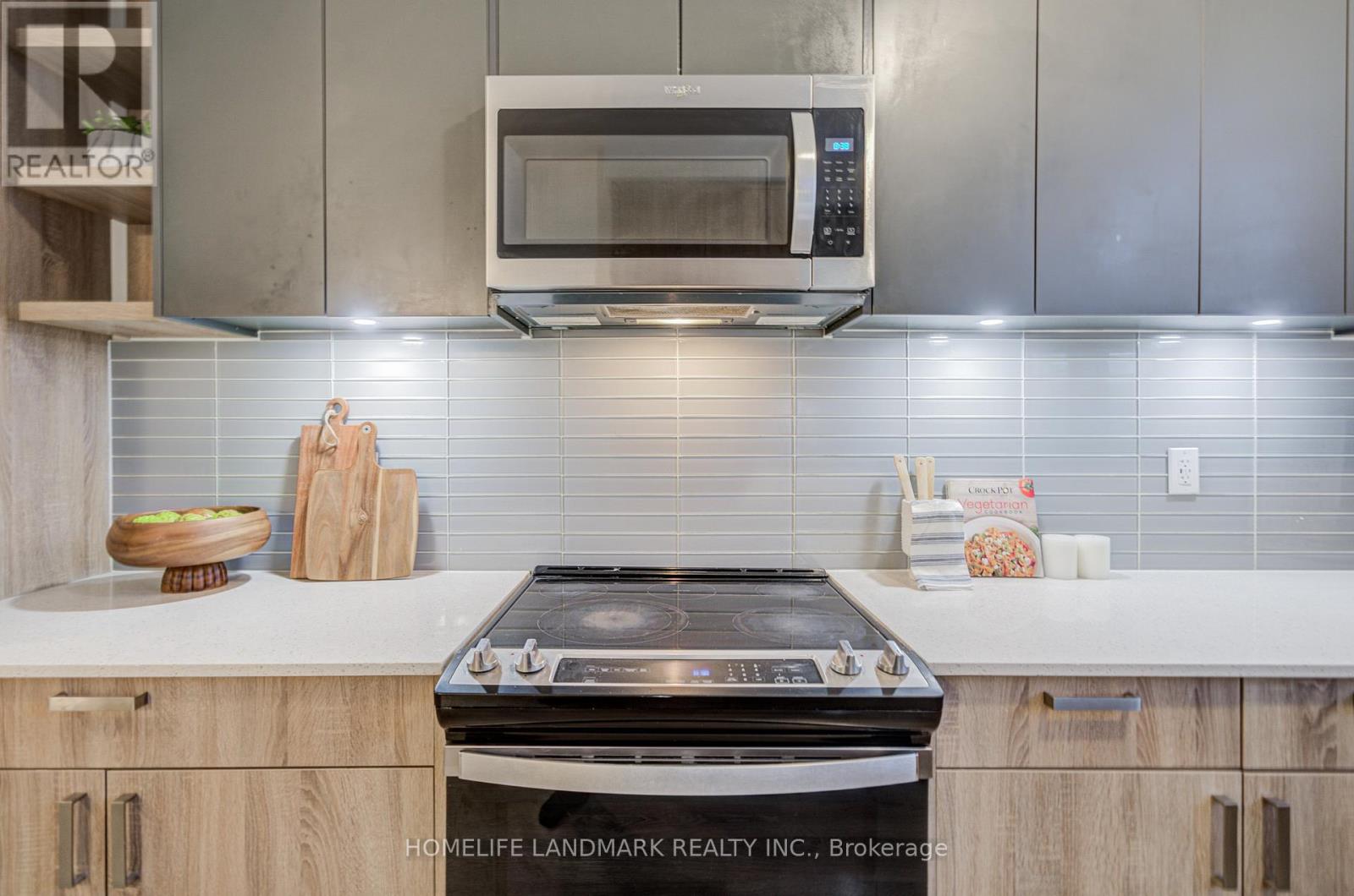 46 HOOYO TERRACE - Image 3