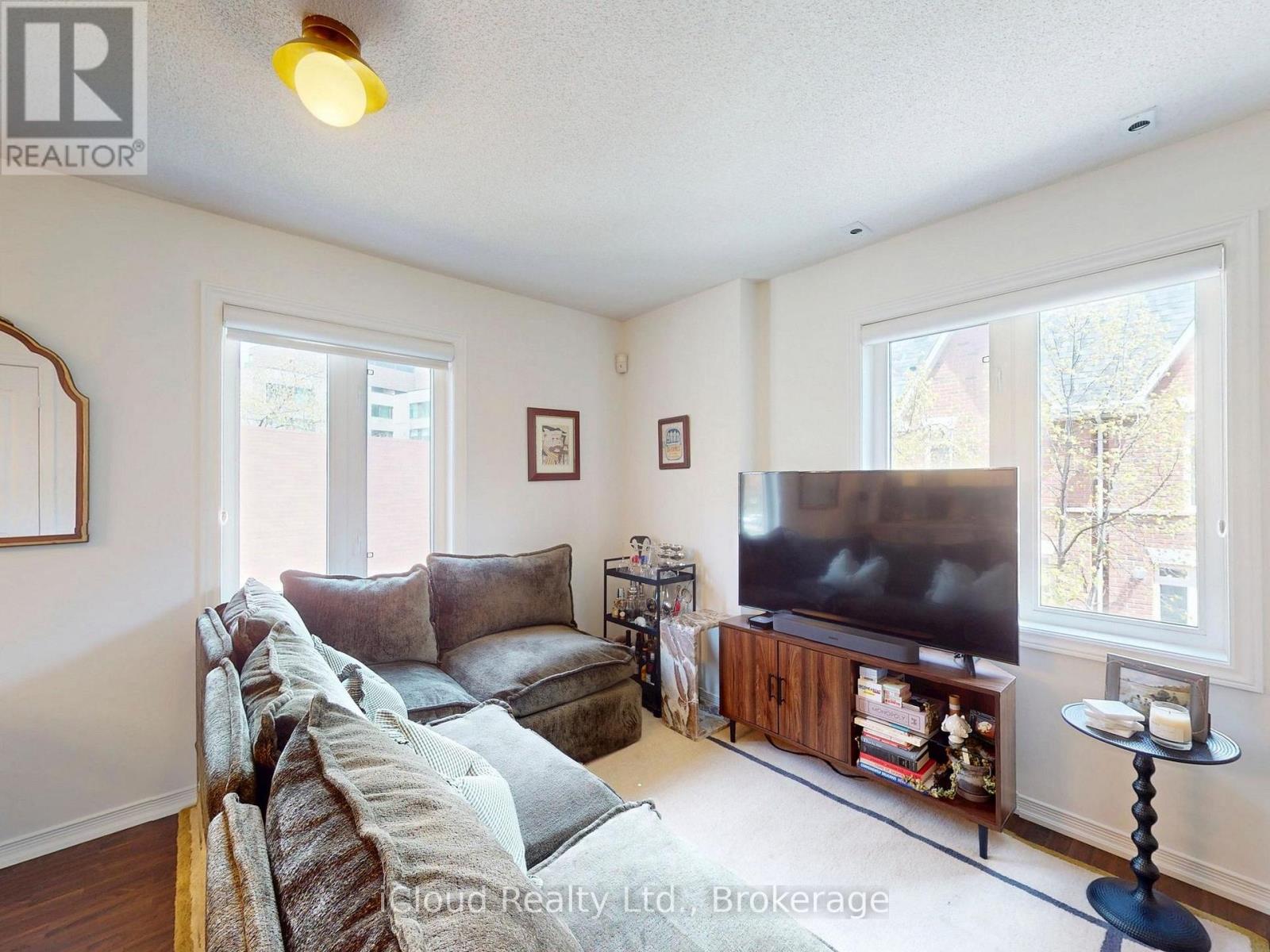 #3015 12 SUDBURY STREET - 11
