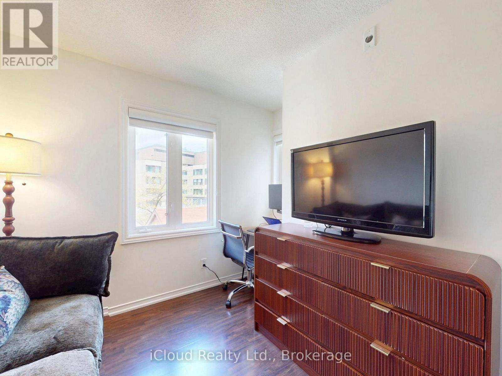 #3015 12 SUDBURY STREET - 21