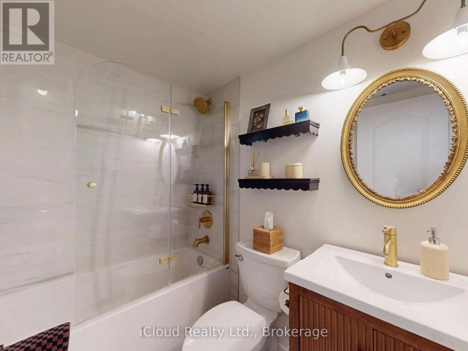 #3015 12 SUDBURY STREET - 23