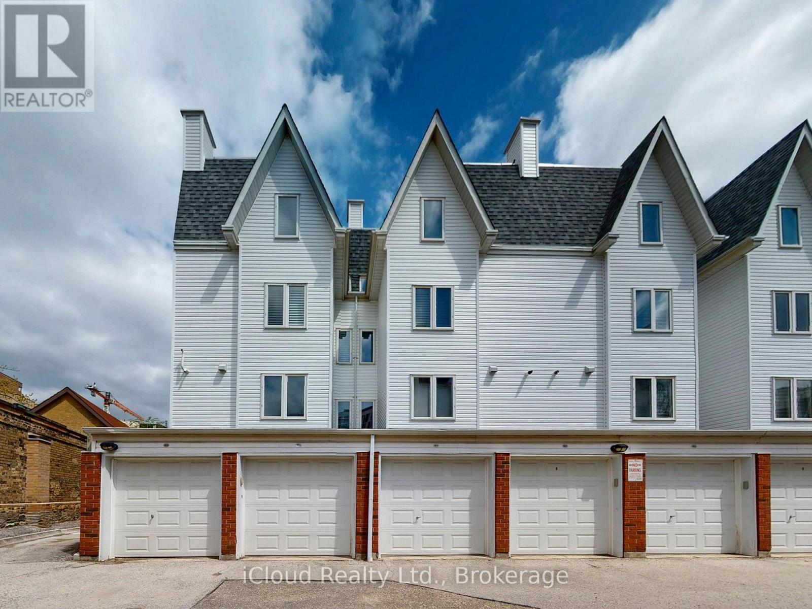 #3015 12 SUDBURY STREET - 34
