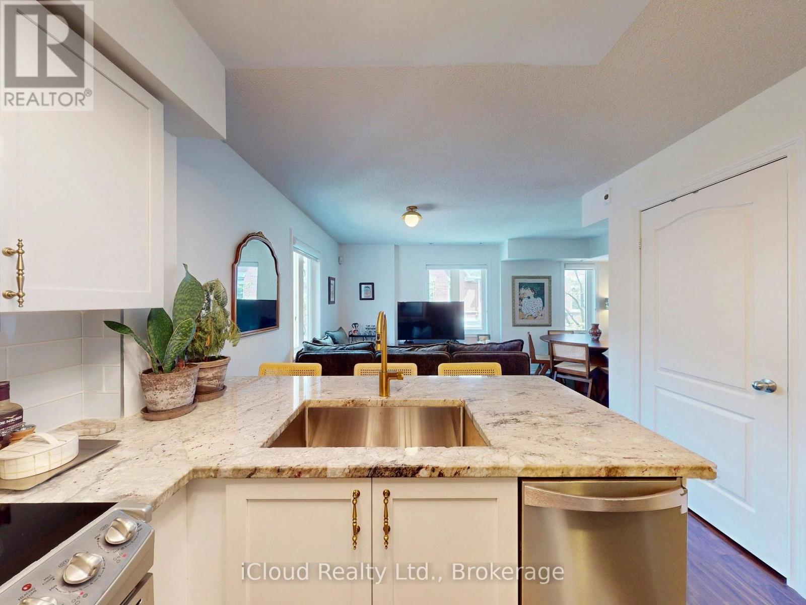#3015 12 SUDBURY STREET - 4