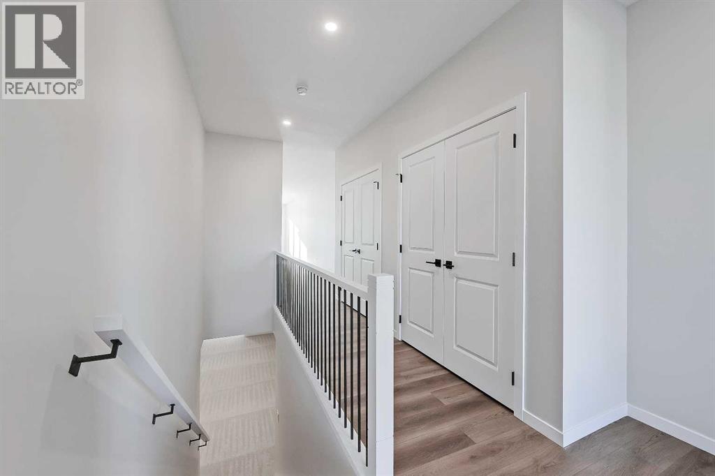 117 5 Avenue SE - 5