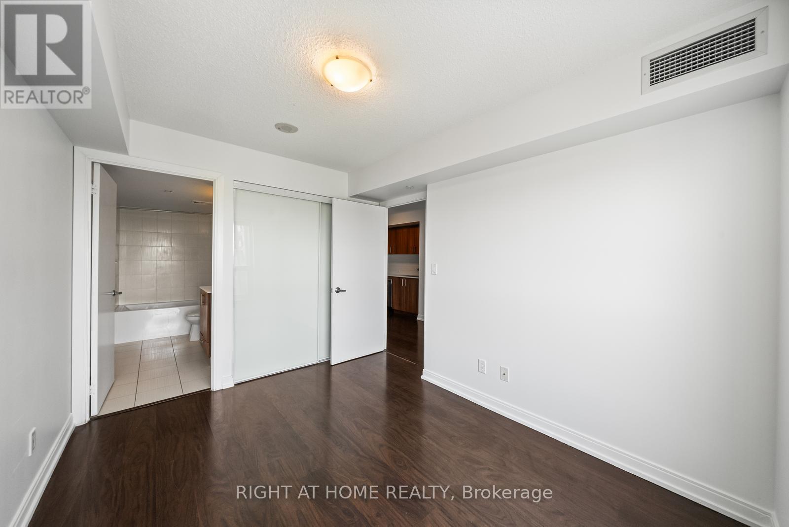 #1505 255 VILLAGE GREEN SQUARE - 12