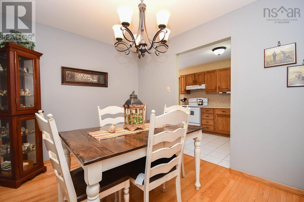 Property 35 of 42 of 65 Colonna Place