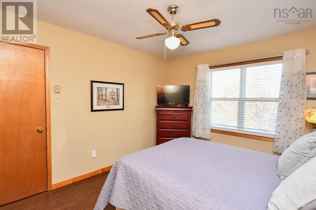 Property 11 of 42 of 65 Colonna Place