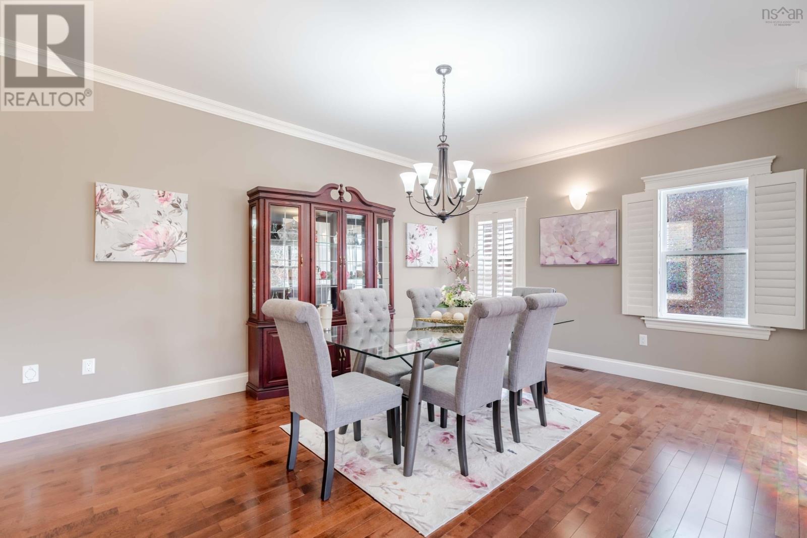 Property 35 of 49 of 33 Sedgewick Place