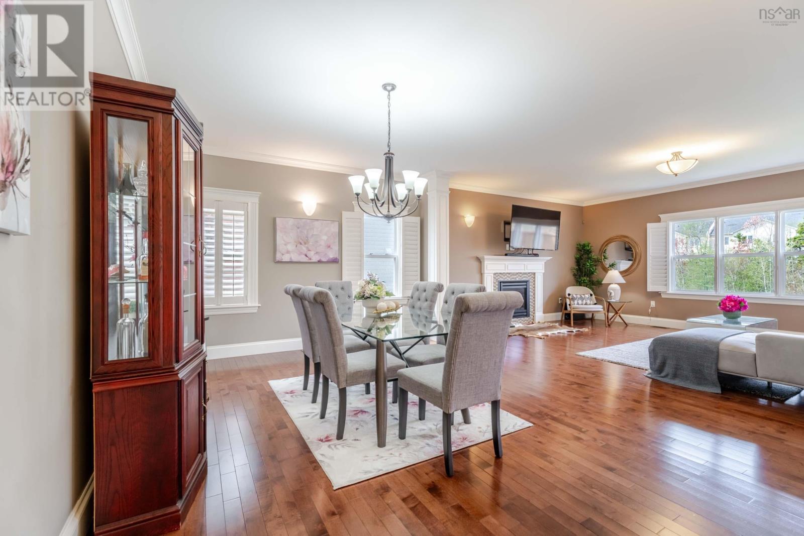 Property 43 of 49 of 33 Sedgewick Place
