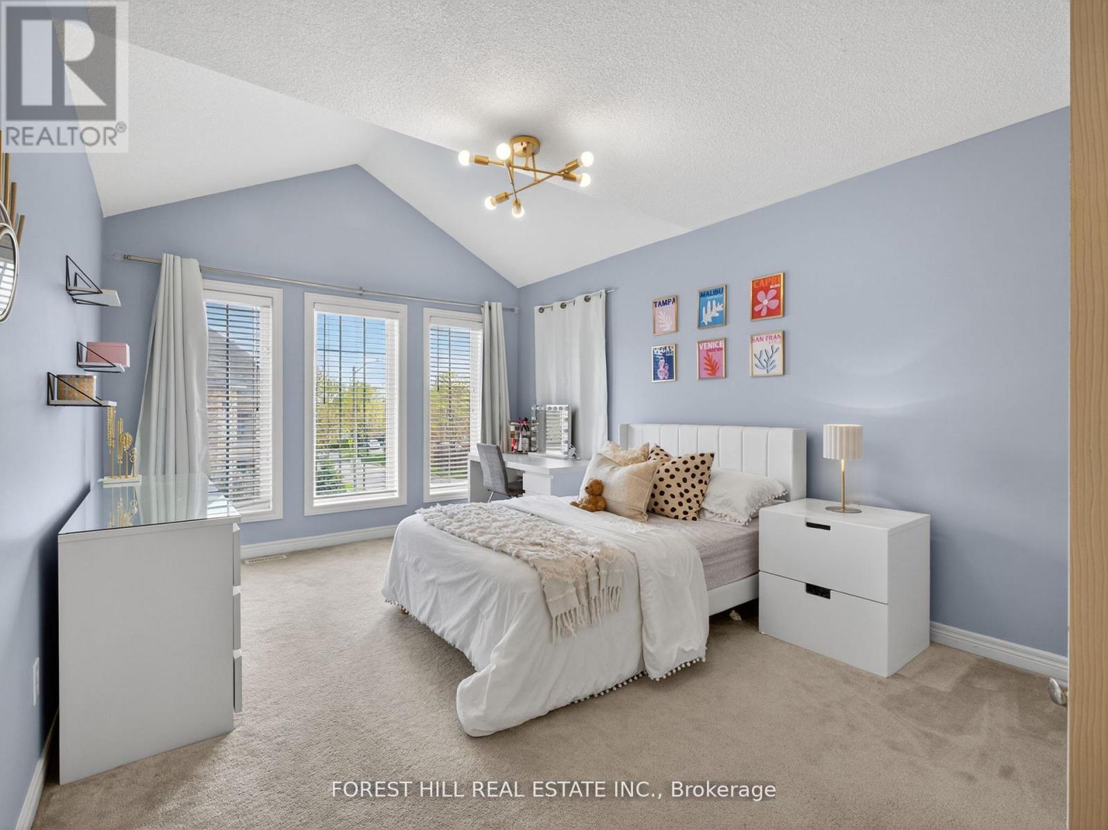 92 SEABREEZE AVENUE - 31