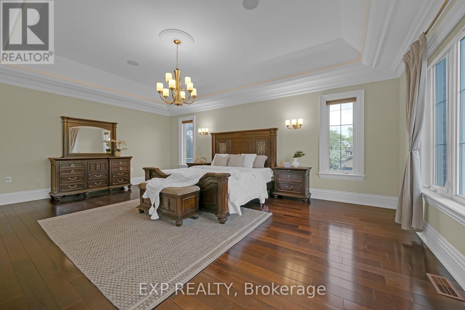 127 MAY AVENUE - 31