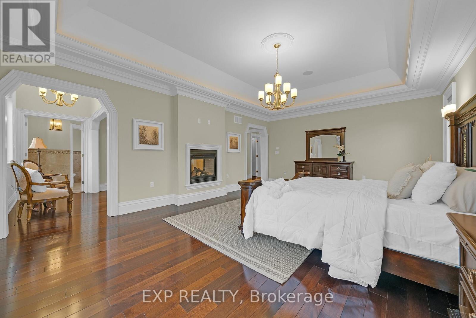 127 MAY AVENUE - 32
