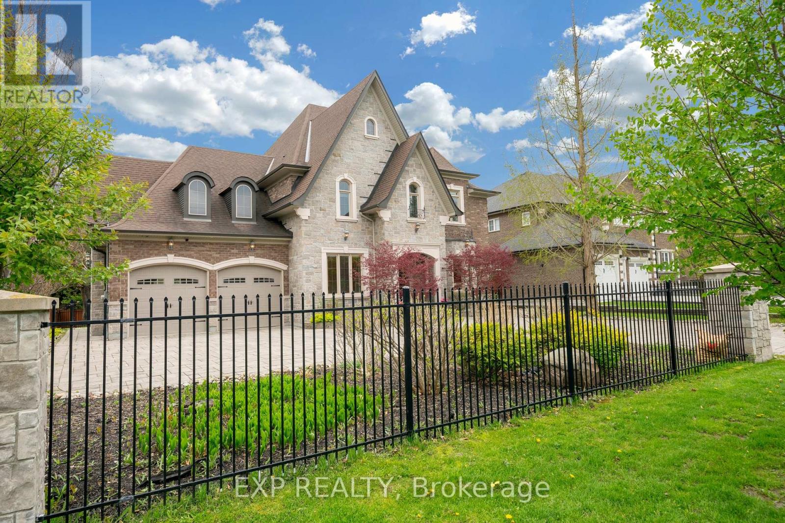 127 MAY AVENUE - 4