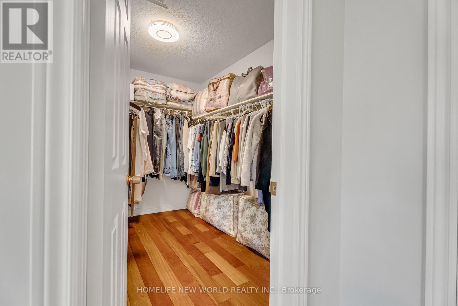 92 ESTRELLA CRESCENT S - 30