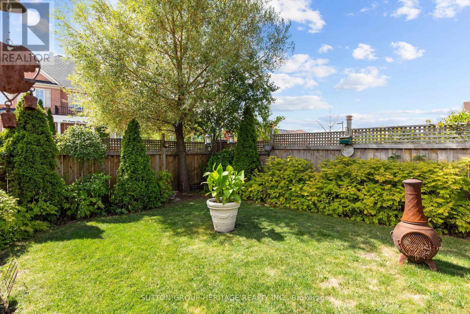 104 GAS LAMP LANE - 13