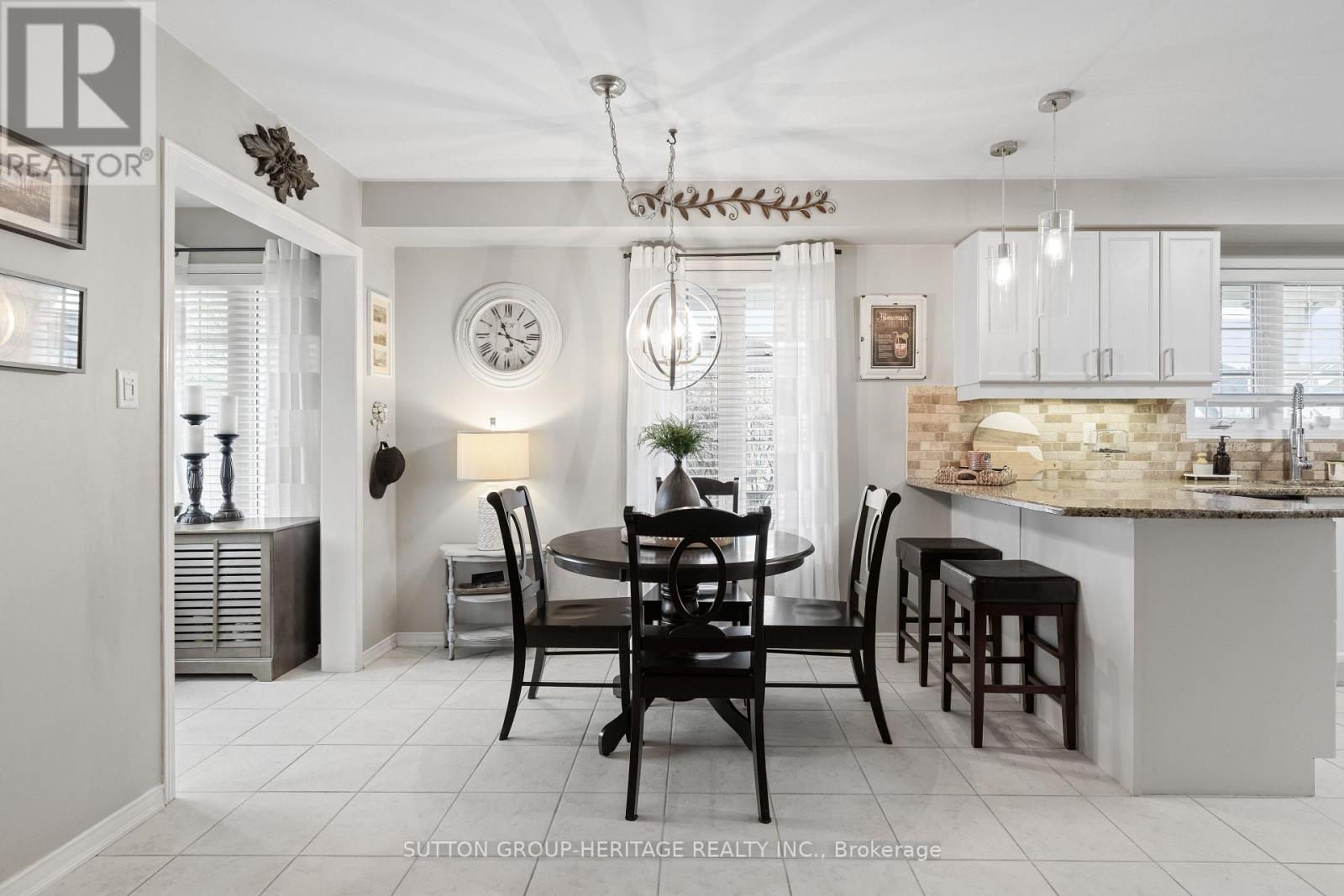 104 GAS LAMP LANE - 25