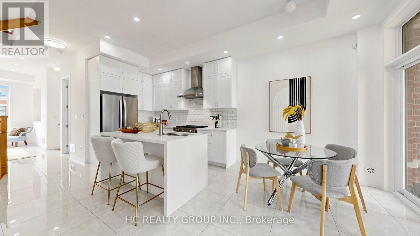 34 ARMILLO PLACE - 14