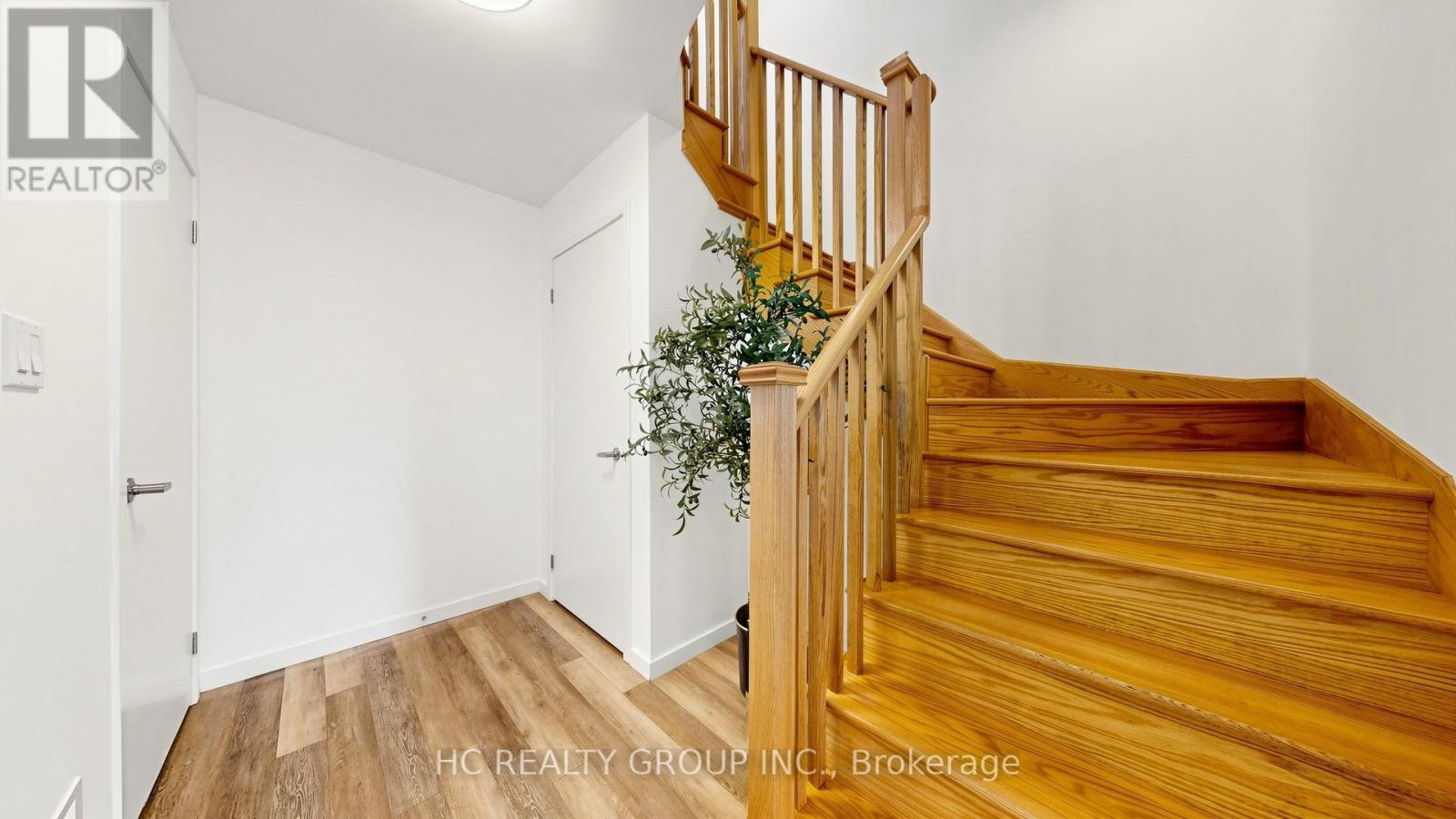 34 ARMILLO PLACE - 34