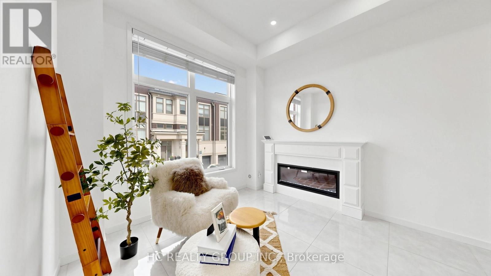34 ARMILLO PLACE - 7