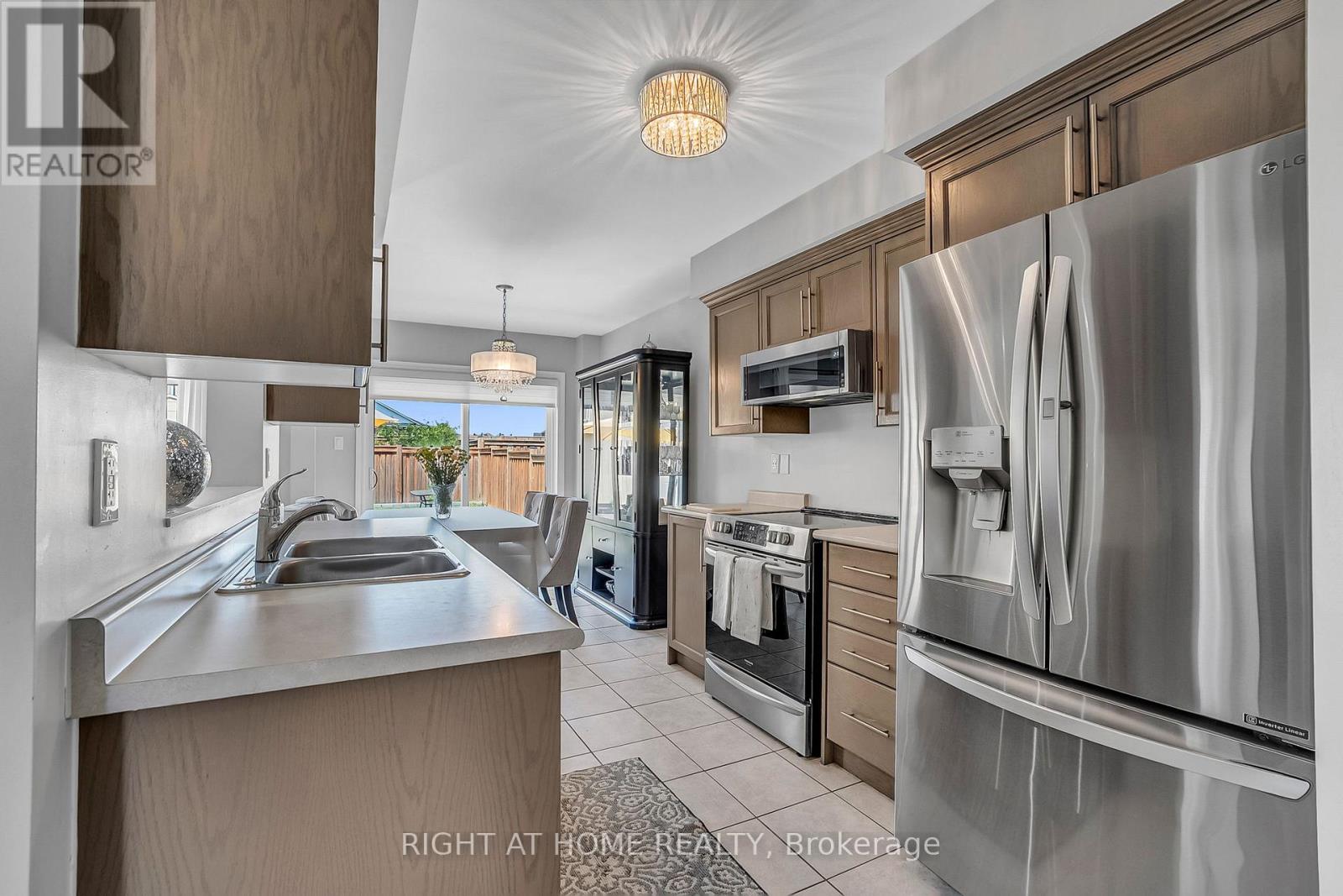 352 MILLER PARK AVENUE - 20
