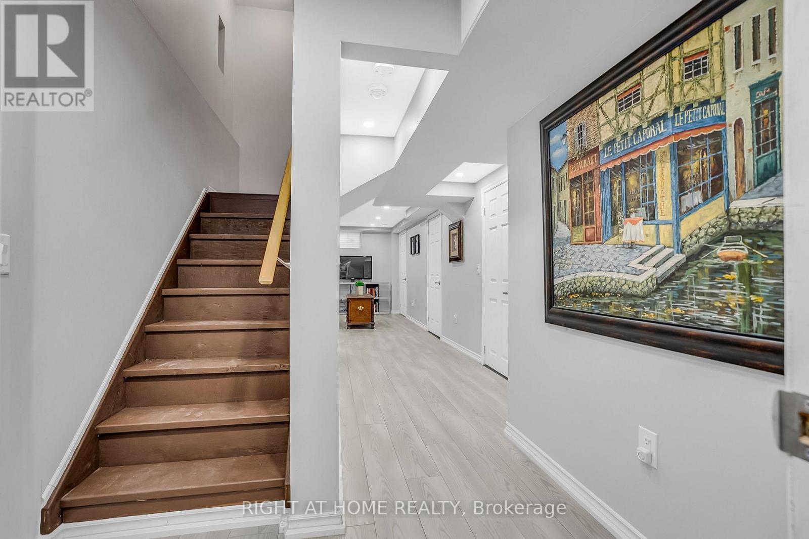 352 MILLER PARK AVENUE - 39