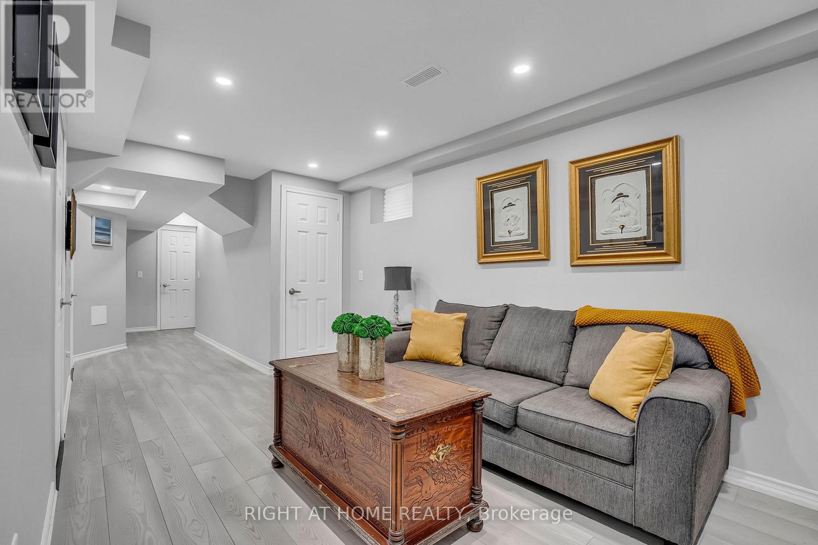352 MILLER PARK AVENUE - 40