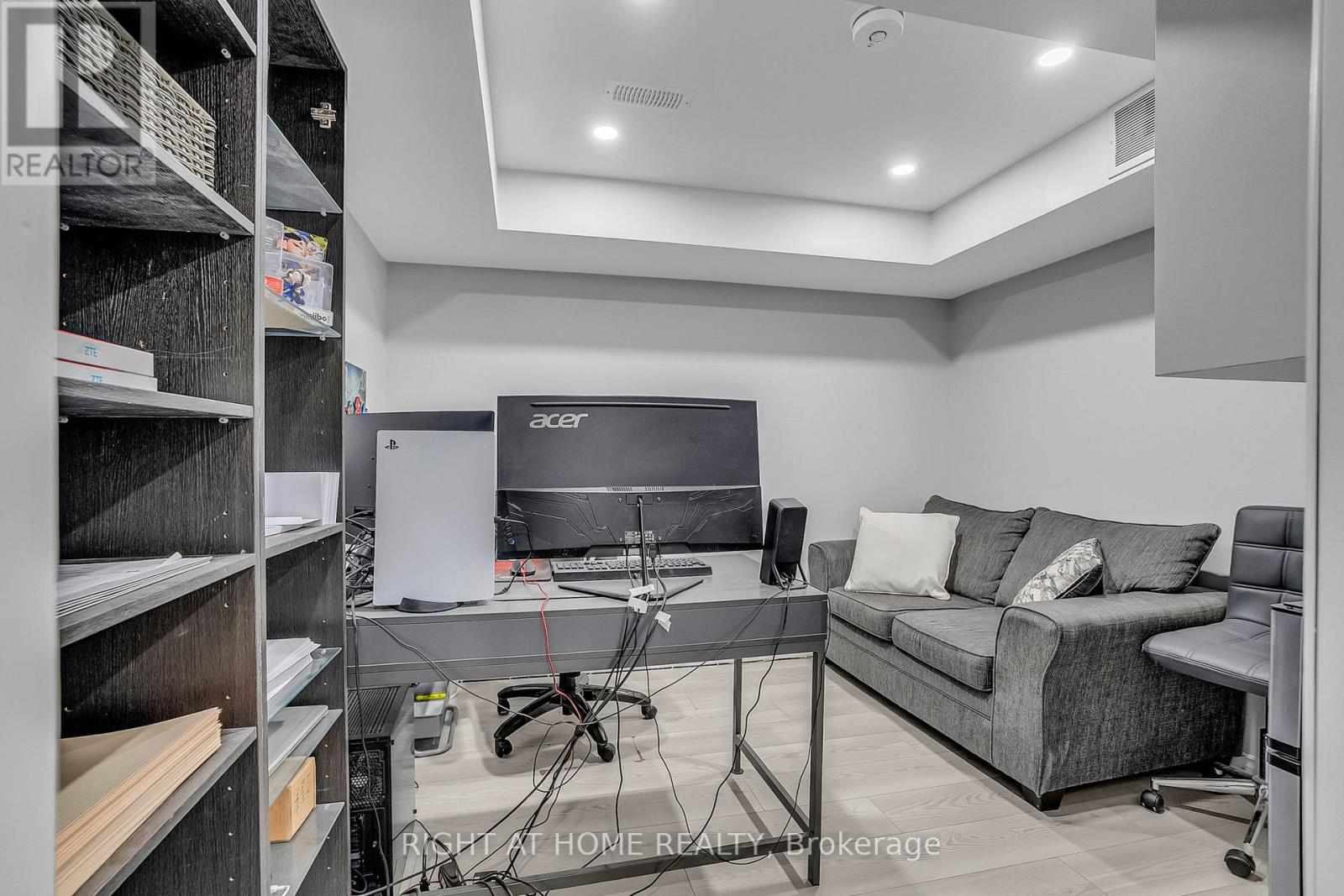352 MILLER PARK AVENUE - 43