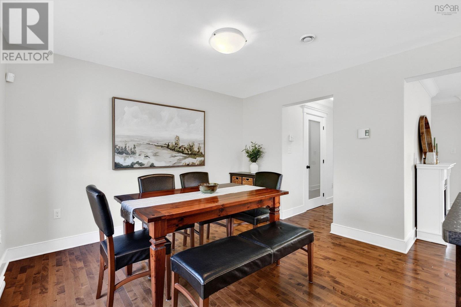 Property 8 of 47 of 50 Avebury Court
