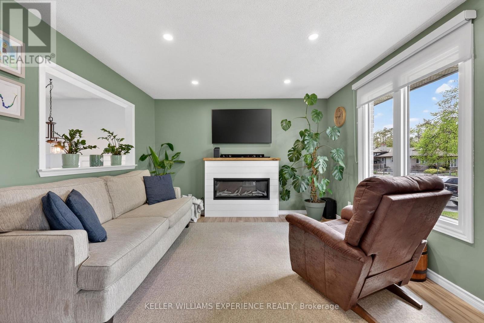 5 ATWOOD COURT - 9