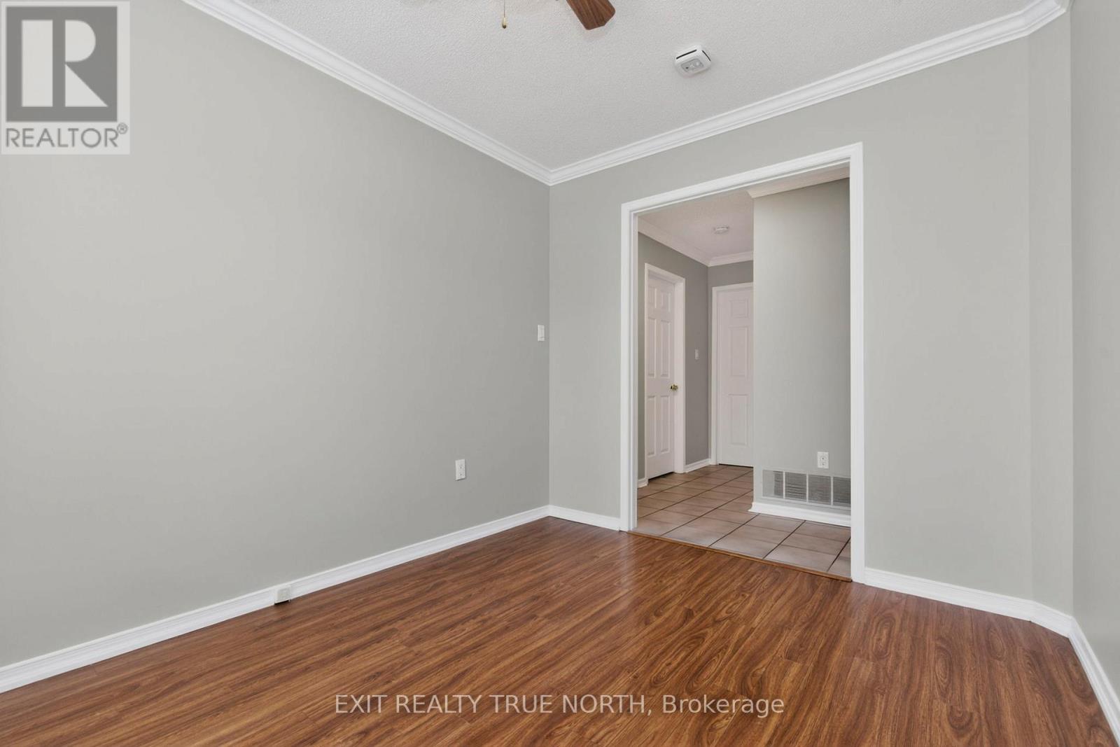 64 GOSNEY CRESCENT - 21