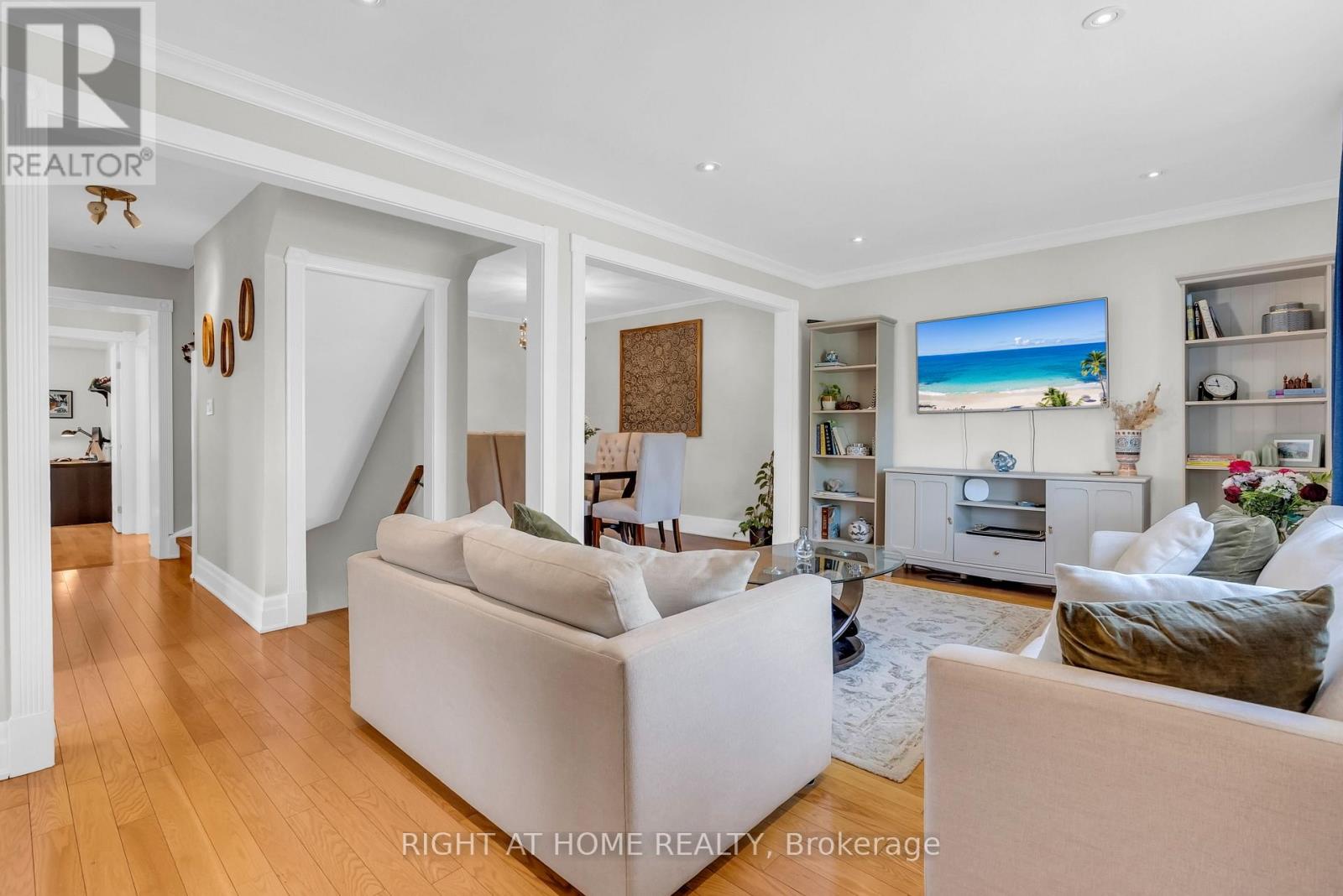 15 ALVINSTON ROAD - 11