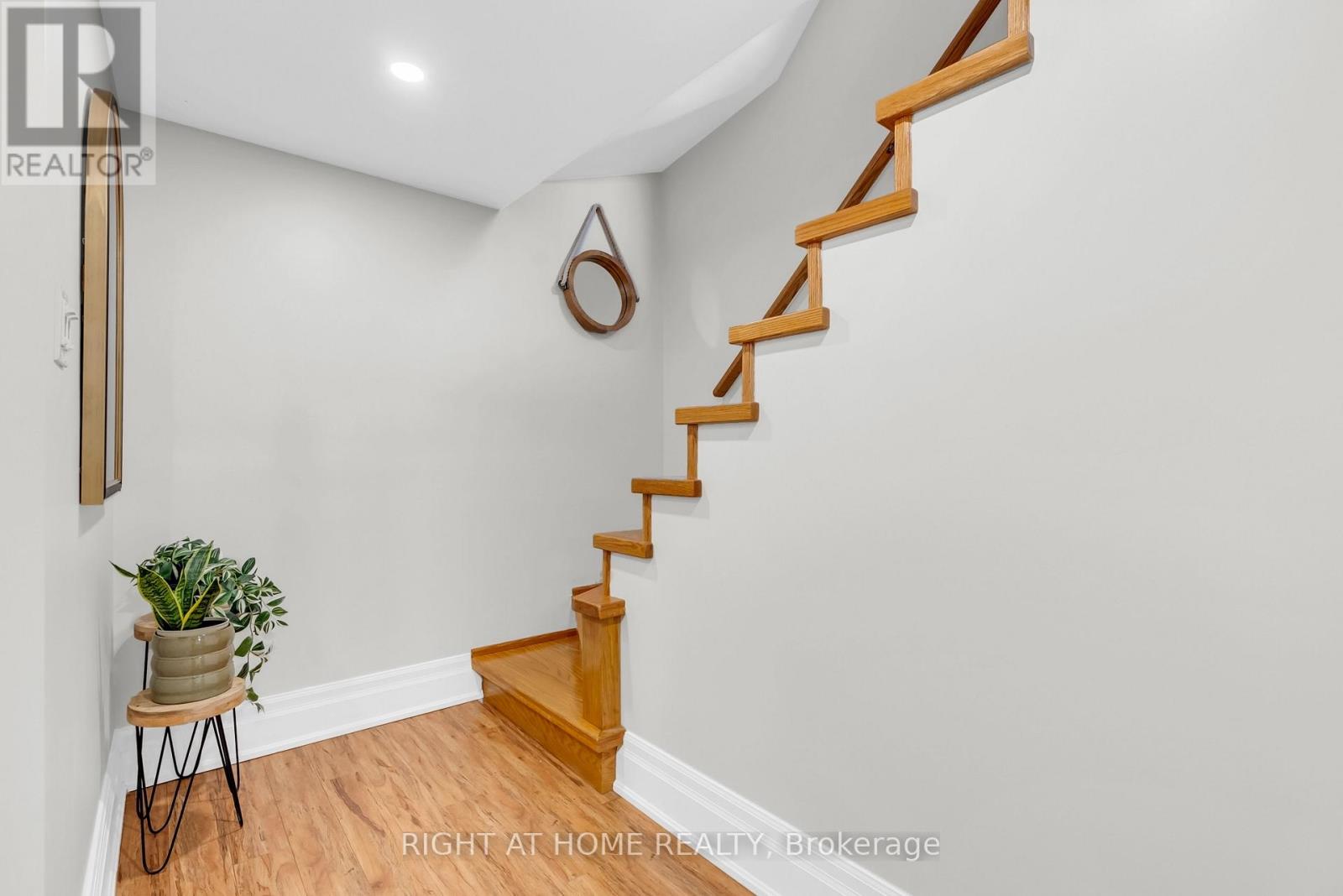15 ALVINSTON ROAD - 34