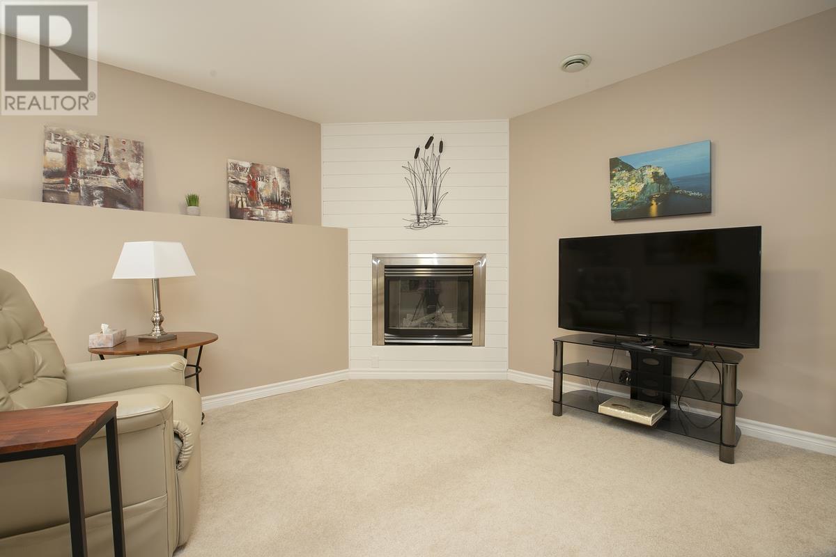 116 Willowdale ST, Sault Ste. Marie, Ontario, P6A5Z4 — Photo 6